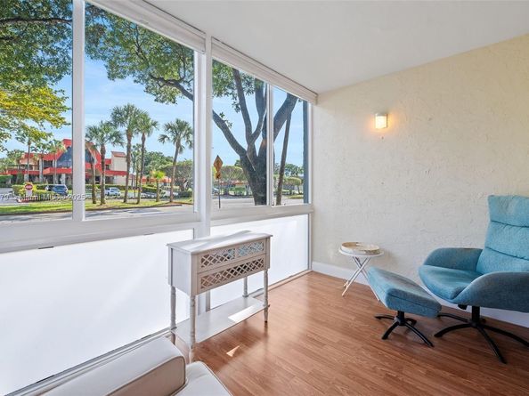 3140 Holiday Springs Blvd 9102, Margate FL 33063