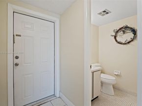 3140 Holiday Springs Blvd 9102, Margate FL 33063