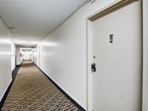 6500 Cypress Rd 410, Plantation FL 33317