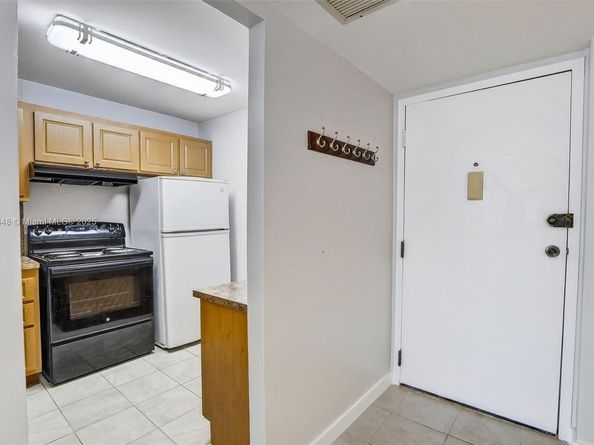 6500 Cypress Rd 410, Plantation FL 33317