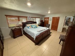 9835 SW 26th Ter, Miami FL 33165