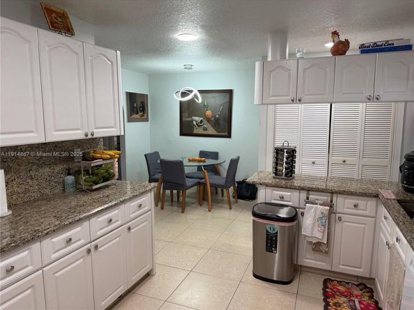 9835 SW 26th Ter, Miami FL 33165