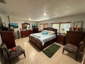 9835 SW 26th Ter, Miami FL 33165