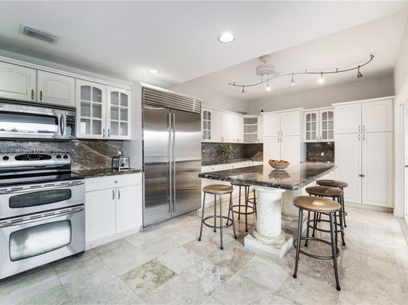 15430 SW 47th St, Miami FL 33185