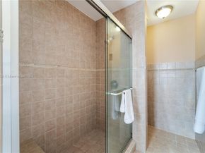 15430 SW 47th St, Miami FL 33185