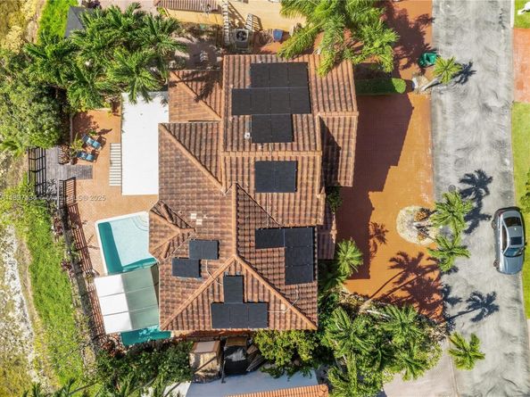 15430 SW 47th St, Miami FL 33185