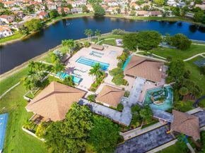 15430 SW 47th St, Miami FL 33185