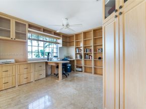 15430 SW 47th St, Miami FL 33185
