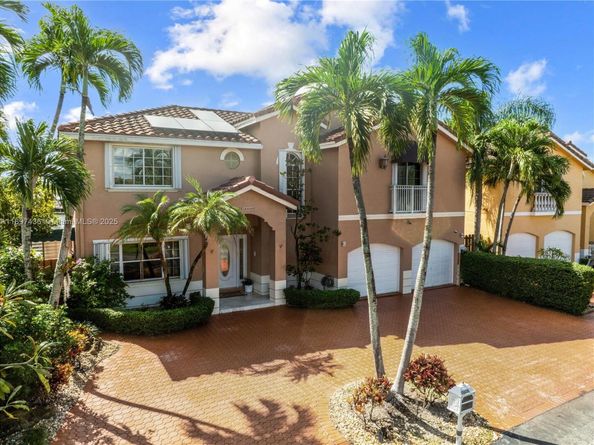 15430 SW 47th St, Miami FL 33185