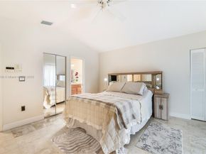 15430 SW 47th St, Miami FL 33185