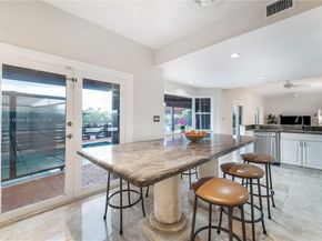 15430 SW 47th St, Miami FL 33185