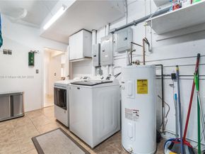 15430 SW 47th St, Miami FL 33185