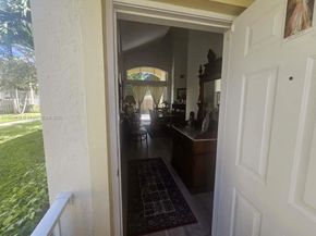 5483 NW 112th Pl, Doral FL 33178