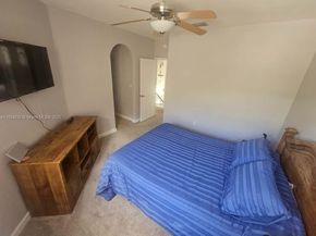 5483 NW 112th Pl, Doral FL 33178