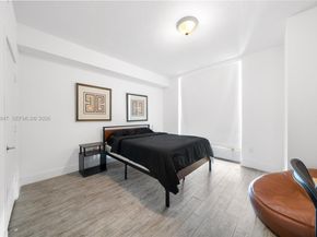 1111 SW 1st Ave 3422N, Miami FL 33130