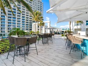 551 N Fort Lauderdale Beach Blvd H1715, Fort Lauderdale FL 33304