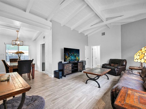 1021 NE 82nd Ter, Miami FL 33138