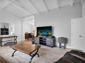 1021 NE 82nd Ter, Miami FL 33138