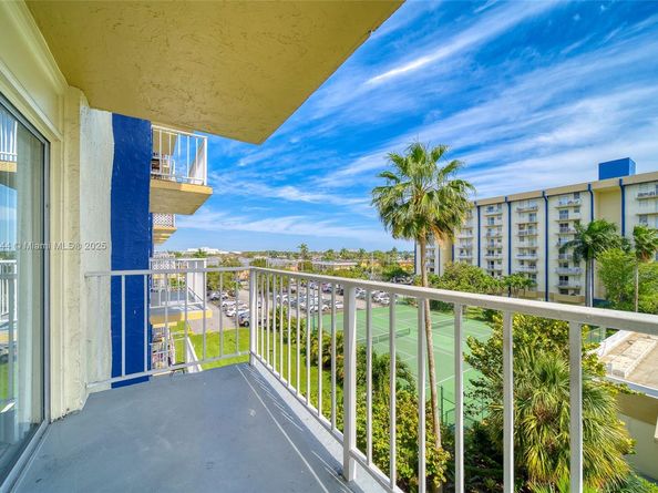 801 NW 47th Ave 515W, Miami FL 33126