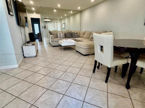 800 SW 11th Ave 19A, Hallandale Beach FL 33009
