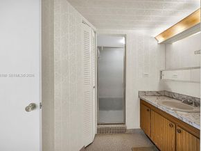 7135 Collins Ave 435, Miami Beach FL 33141