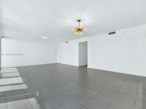 250 NW 24th St 4A, Miami FL 33127