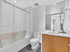 250 NW 24th St 4A, Miami FL 33127