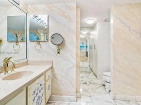 1717 N Bayshore Dr. A3451, Miami FL 33132