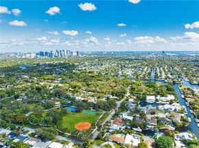 1613 SW 17th Ave, Fort Lauderdale FL 33312