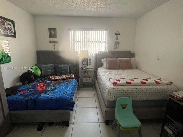 8145 NW 7th St 211, Miami FL 33126