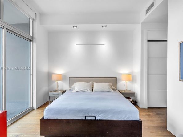 2001 Meridian Ave 404, Miami Beach FL 33139