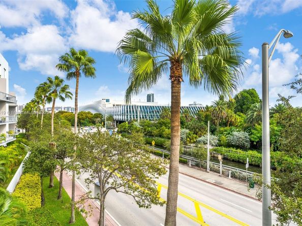 2001 Meridian Ave 404, Miami Beach FL 33139