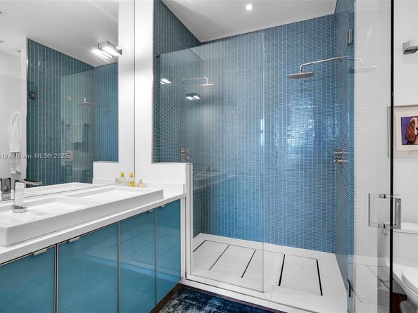 2001 Meridian Ave 404, Miami Beach FL 33139