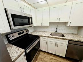 210 172nd St 234, Sunny Isles Beach FL 33160