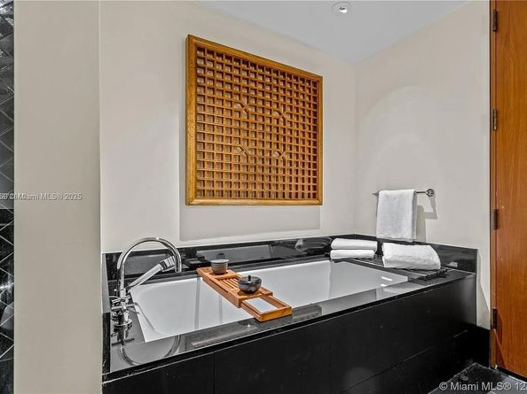 101 20th St 1705, Miami Beach FL 33139