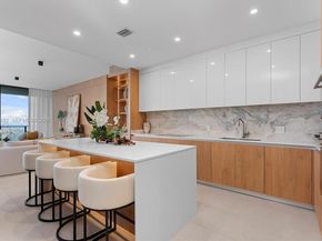 700 NE 24rd St PH5802, Miami FL 33137