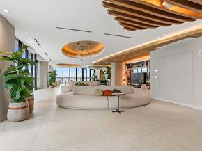 700 NE 24rd St PH5802, Miami FL 33137