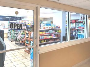 540 Brickell Key Dr 414, Miami FL 33131