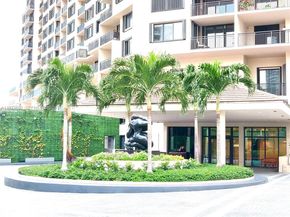 540 Brickell Key Dr 414, Miami FL 33131