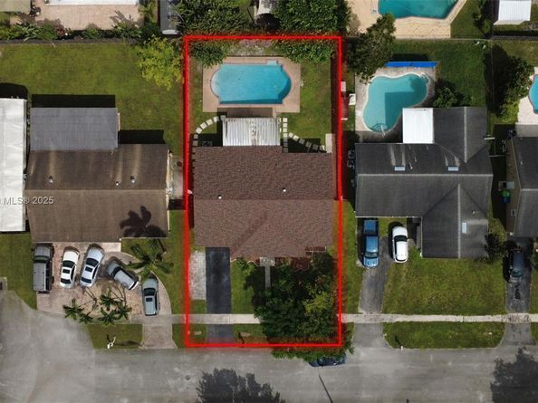 11145 NW 27th St, Sunrise FL 33322