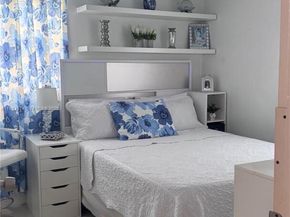 4440 NW 178th St, Miami Gardens FL 33055