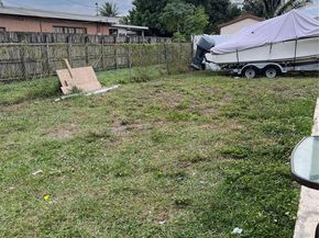 4440 NW 178th St, Miami Gardens FL 33055