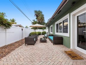 2580 SE 2nd Ct, Pompano Beach FL 33062
