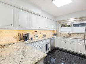 2580 SE 2nd Ct, Pompano Beach FL 33062