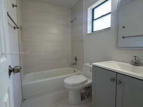 9719 N New River Canal Rd 308, Plantation FL 33324