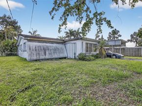 4315 W Park Rd, Hollywood FL 33021