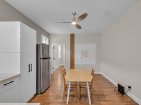 624 Stanton Dr, Weston FL 33326