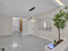 624 Stanton Dr, Weston FL 33326