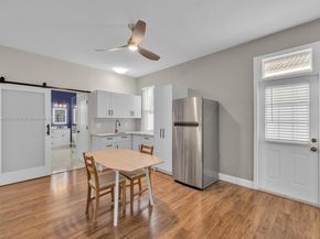 624 Stanton Dr, Weston FL 33326