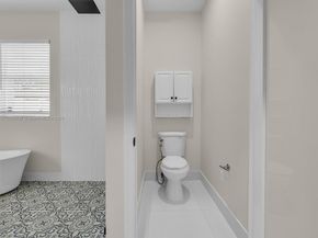 624 Stanton Dr, Weston FL 33326